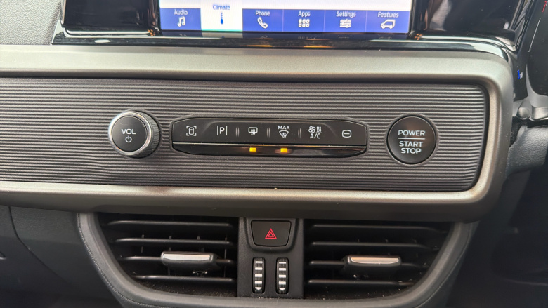 Ford Transit Courier Petrol 1.0 EcoBoost 125ps Limited Van